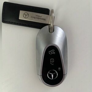 Mercedes-Benz extra key